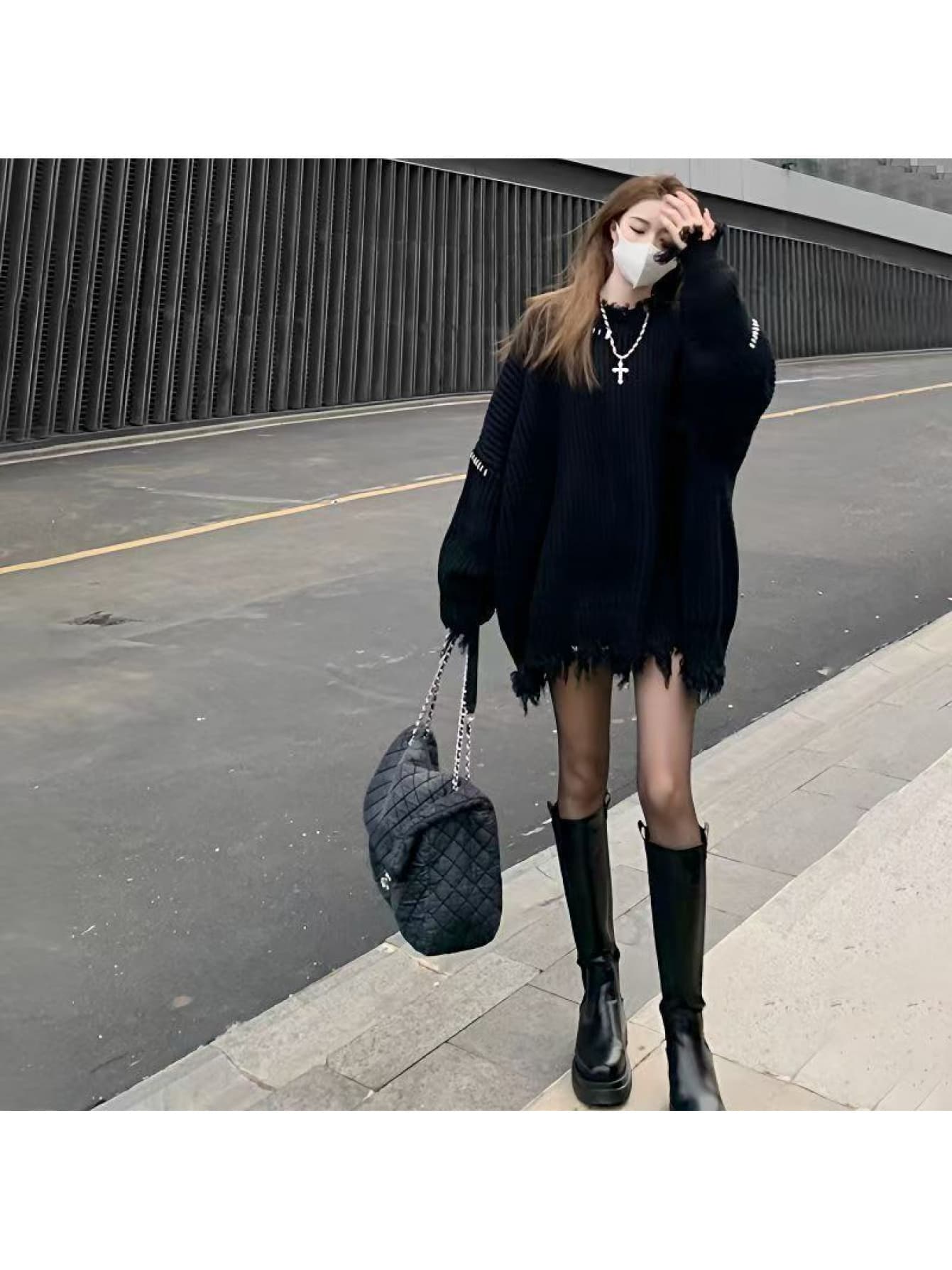 【ダメージ加工】ニット セーター レディース 厚手 黒 ブラック ゆるシルエット ロング丈 チュニック トップス 長袖 秋冬 暖かい 防寒 ストリート モード 個性的