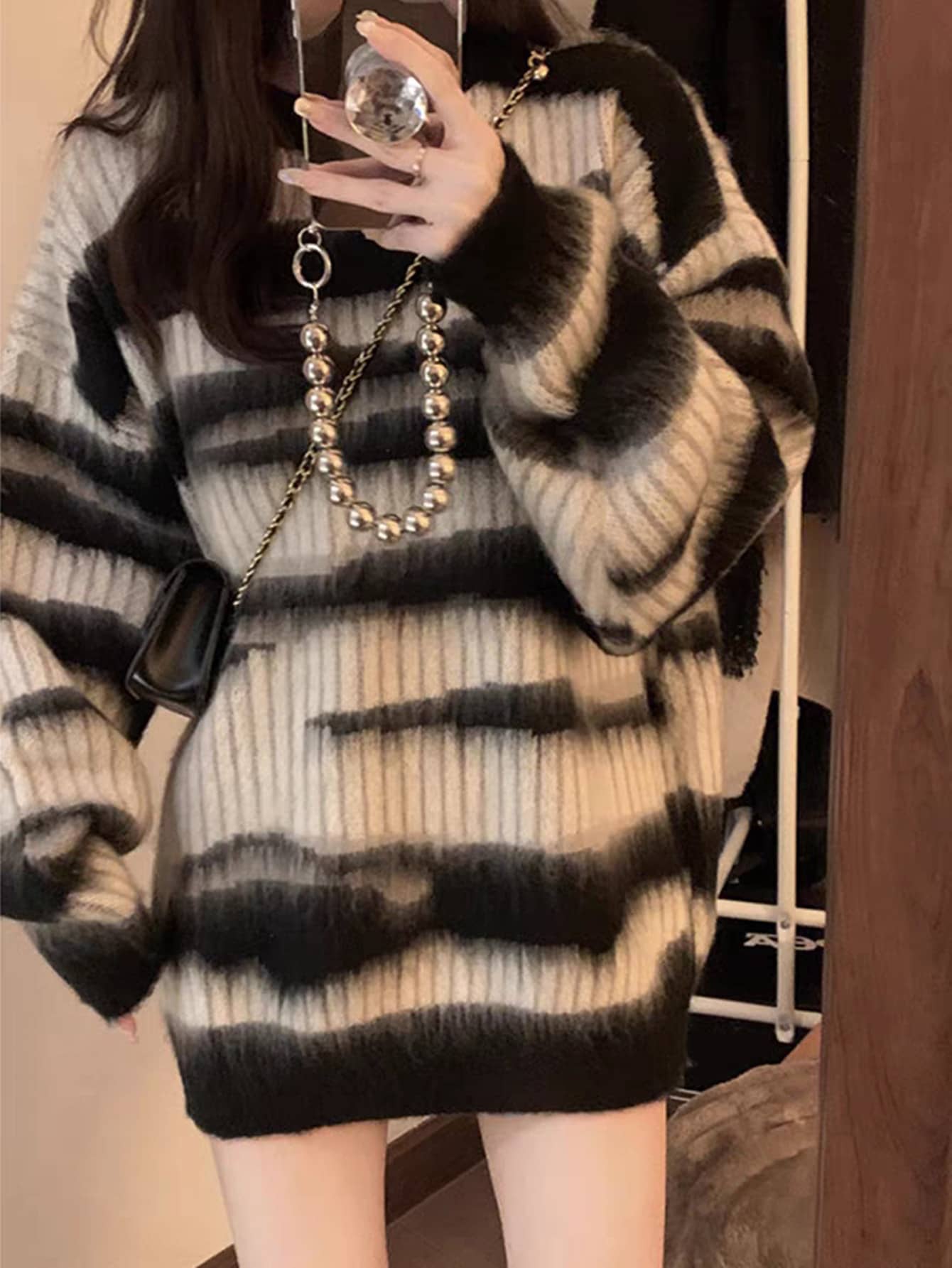 ニット セーター レディース チュニック丈 ロング丈 配色 プルオーバー トップス 長袖 秋冬 秋服 冬服 ゆったり ゆるシルエット おしゃれ きれいめ 上品 暖かい 防寒 体型カバー 20代 30代 40代 50代