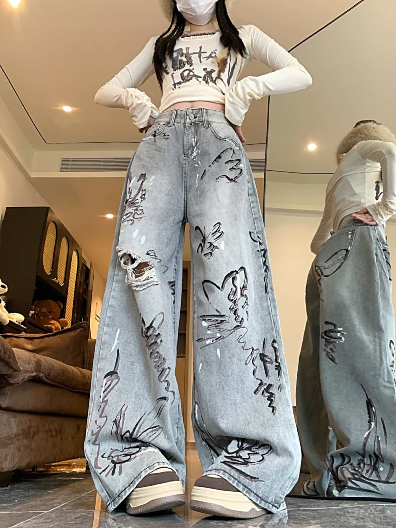 【手書き風アート】ダメージ デニムパンツ レディース 裾フリンジ ワイドパンツ 切りっぱなし ジーンズ デザイン 個性的 ボトムス ジーパン
