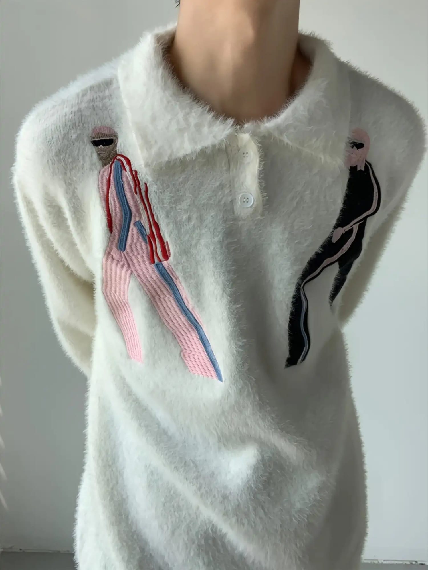 【シャギーニット】 セーター メンズ ニット ポロ襟 襟付き 刺繍 人物 刺しゅう ポートレート プルオーバー トップス 長袖 厚手 暖かい 保温 防寒 ゆったり ゆるめ ビッグシルエット オーバーサイズ ストリート系 原宿系 韓国 ファッション モード系 個性的 派手 白 4,556円