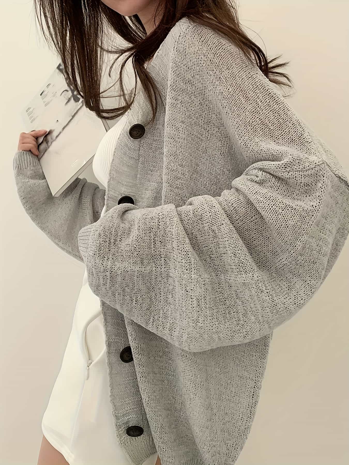 【レトロ風】ニット カーディガン レディース トップス 秋 冬 アウター セーター 羽織り ゆるシルエット ヴィンテージ風 ざっくり 20代 30代 40代 通勤 通学