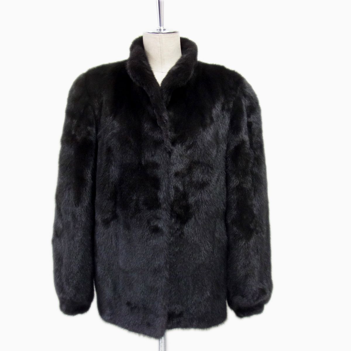 【中古】御前上等獣の皮◇BRONZE FUR ミンクのコート獣の皮厚地の外套 レアカラー しろがね色うしろ側 毛艶 氏素姓 皮質 好ましい 無償性大きさ  レディース