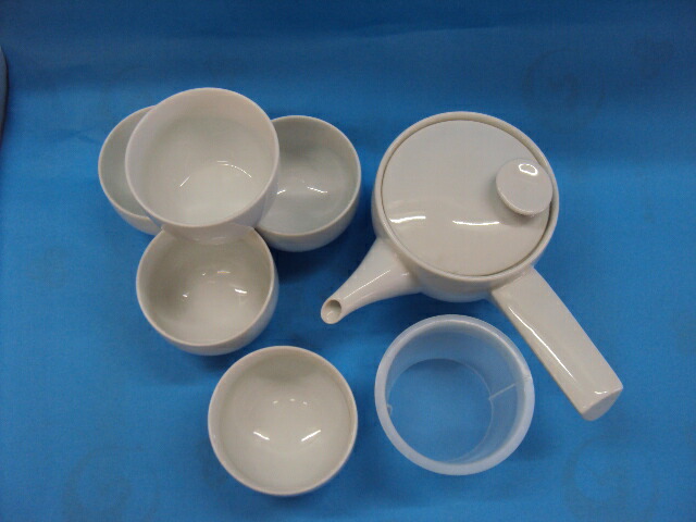 【白山陶器】茶和急須　１個（ストレーナー付）　　煎茶５個《【白山陶器】ストレーナー・ホワイトはステンレス・茶こしに代わりました（映像は前の写真です 》｜Blue Actus あおの