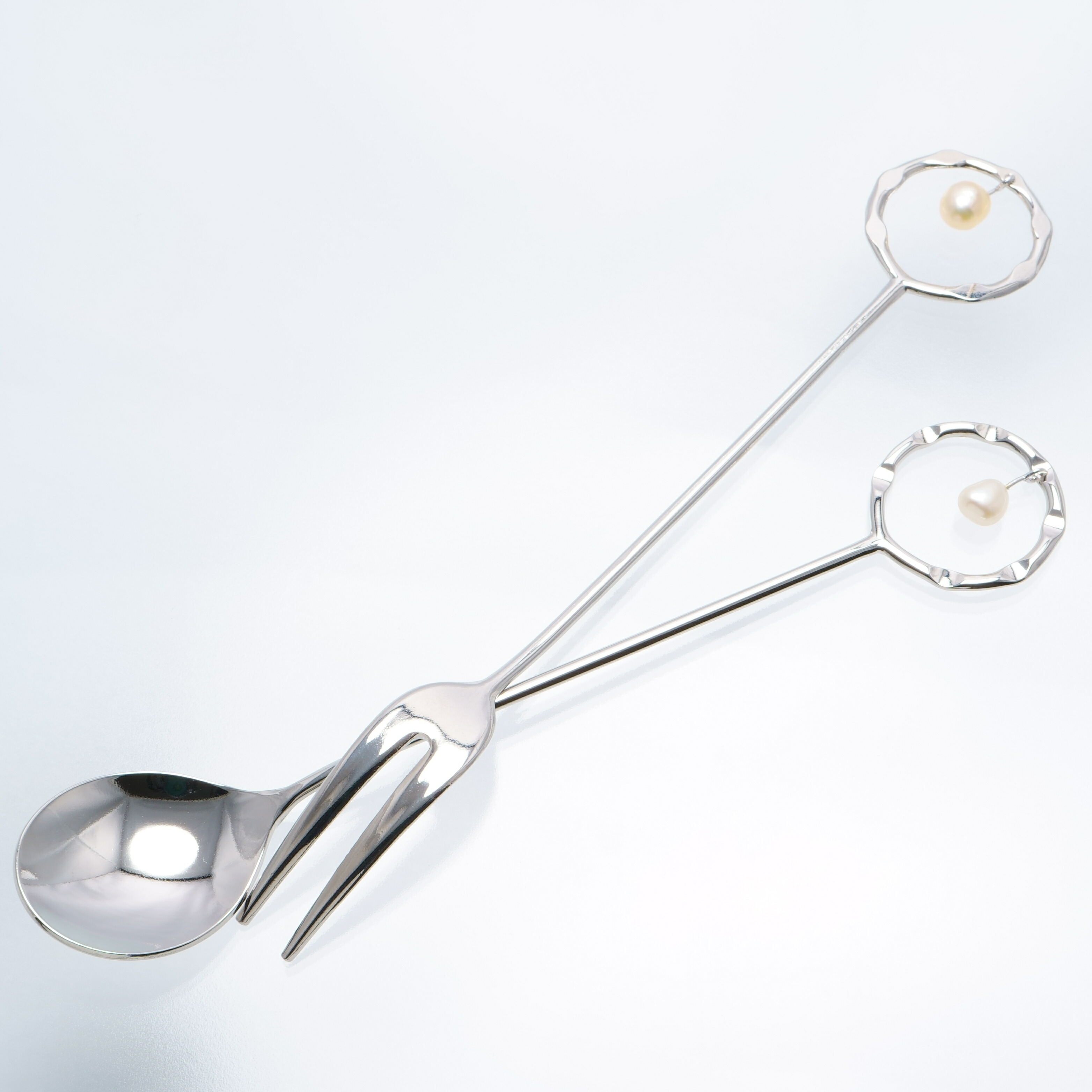 【新品】MIKIMOTO スプーン＆フォーク（楽器モチーフ・小粒真珠） 楽天市場】ミキモト 真珠の小粒付 楽器ティースプーン 5本セット