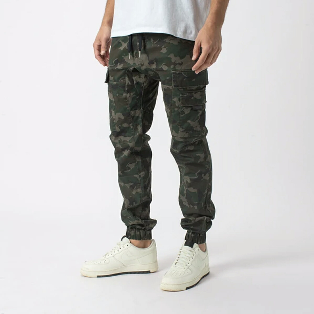 zanerobe sureshot lightweight jogger