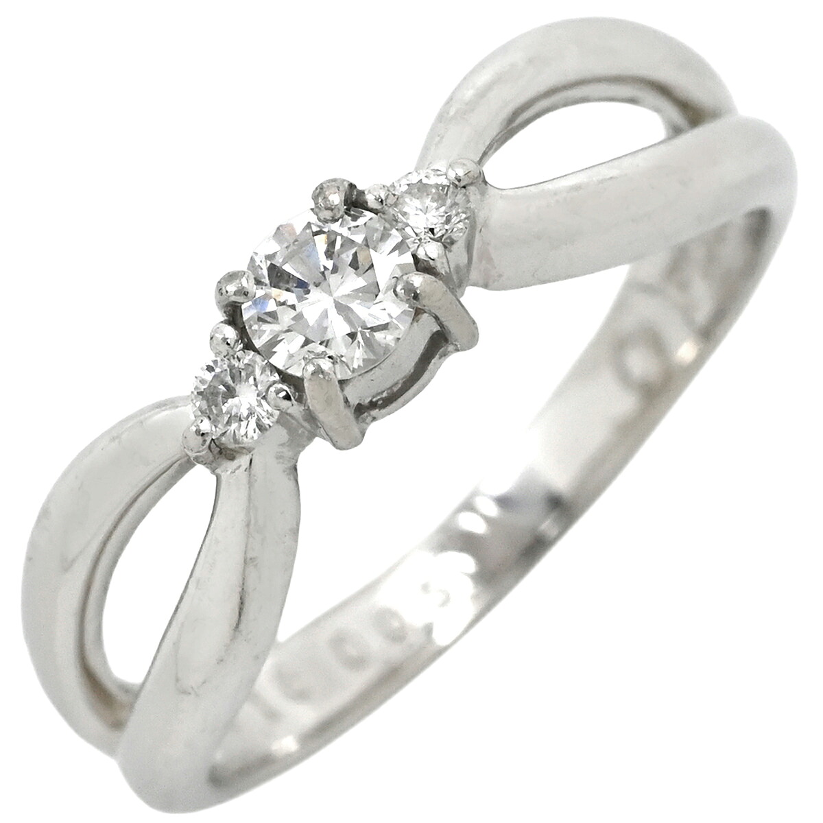 リング 指輪 トリロジー ダイヤモンド プラチナシルバー プラチナ Pt900 3ストーン 3P 3石 3粒 スプリットシャンク 11号 【中古】｜ブルークウォッチカンパニー 52,800円