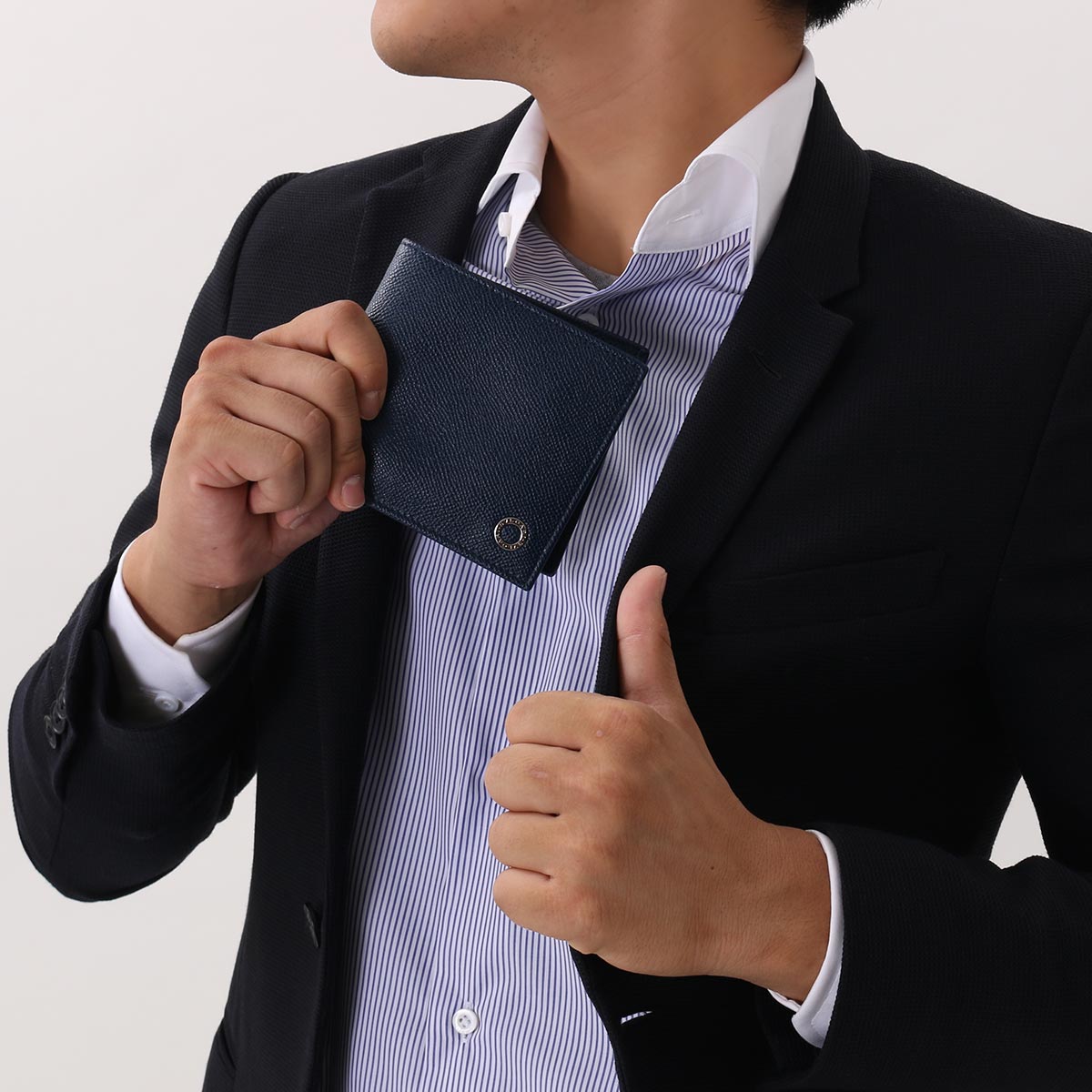 Bvlgari マン ブルガリ ブルガリ 財布 ケース オメガ Bvlgari ブルークウォッチカンパニー 送料無料 あす楽対応 ブルガリ 財布 二つ折り財布 ブルガリブルガリ 財布 デニムサファイア 二つ折り財布 メンズ 新品