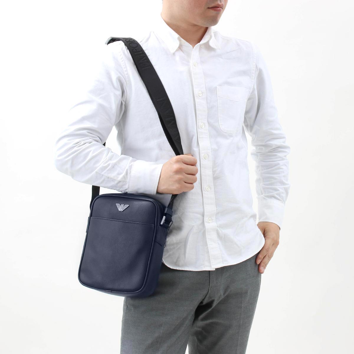 全国送料無料 エンポリオアルマーニ ショルダーバッグ バッグ メンズ イーグルマーク バッグ バーニングブルー バッグ Y4m144 Yaq2e メンズバッグ 349 Emporio Armani ブランドショップ ブルーク 全国送料無料 エンポリオアルマーニ ショルダーバッグ バッグ メンズ イーグルマーク バッグ バーニングブルー バッグ Y4m144 Yaq2e メンズバッグ 349 Emporio Armani ブランドショップ ブルーク