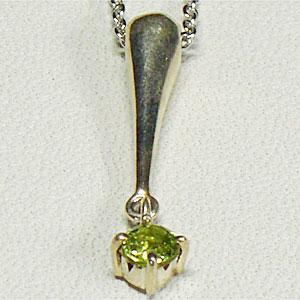 【シルバーネックレス】8月の誕生石 ぺリドット 涙のしずくのネックレス シルバー925 レディース・夫婦円満 / Shooting star 雫 卒業 入学 【コンビニ受取対応商品】【送料無料】 ご褒美 卒業祝い 就職祝い 卒業記念 成人祝い 記念