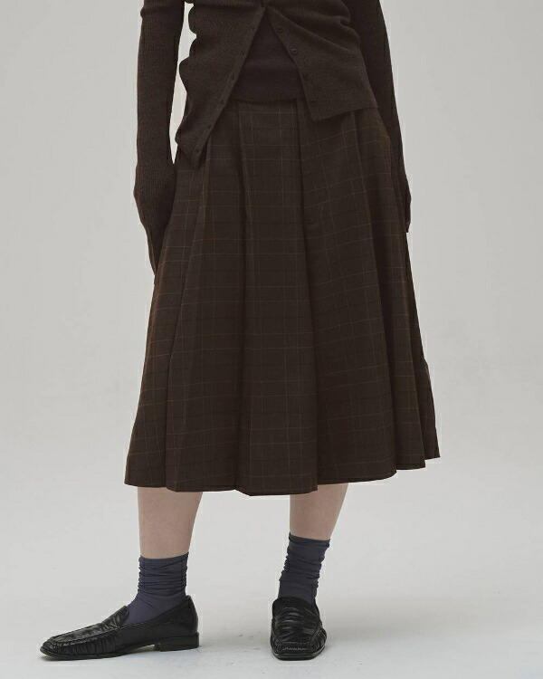 TODAYFUL トゥデイフル LIFE's ライフス 2026prefall先行予約 2026夏秋受注会 Pleats Bermuda Pants プリーツバミューダパンツ 12620707 【2026AW新作予約】【10月下旬-11月下旬お届け予定】≪1月27日予約開始≫