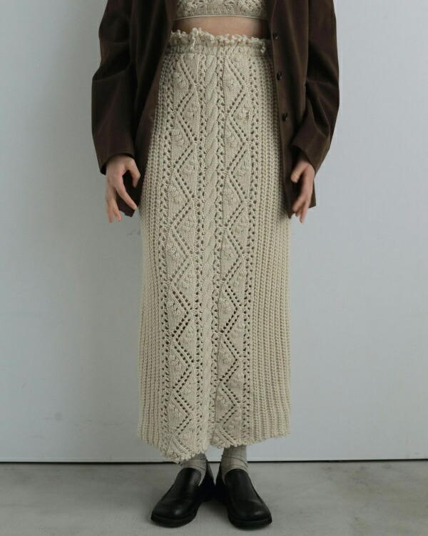 【アンヌーク】anuke Fringe Knit Bustier anuke（アンヌーク）の「Fringe Knit Bustier（ニット/セーター