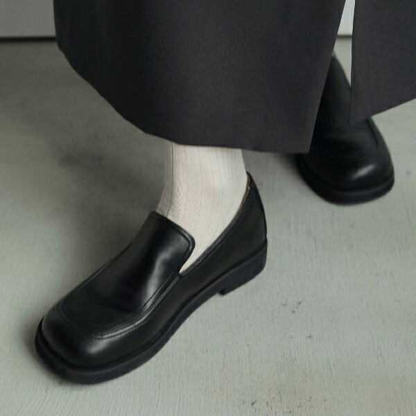靴 Squaretoe Leather Sabot todayful pre order ' ◼︎ Squaretoe Leather Sabot A pair of clogs crafted