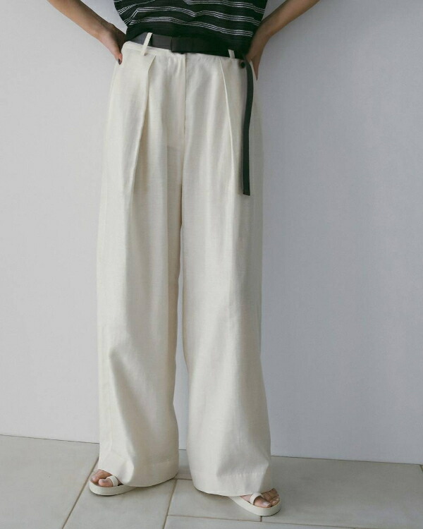 ・・nuke アンヌーク anuke 2026SS 2026Spring/Summer 春夏 Sheer Tuck Pants シアータックパンツ 62610717 船曳ひろみ 【2026SS新作予約】【6月下旬-7月下旬お届け予定】≪10月21日予約開始≫