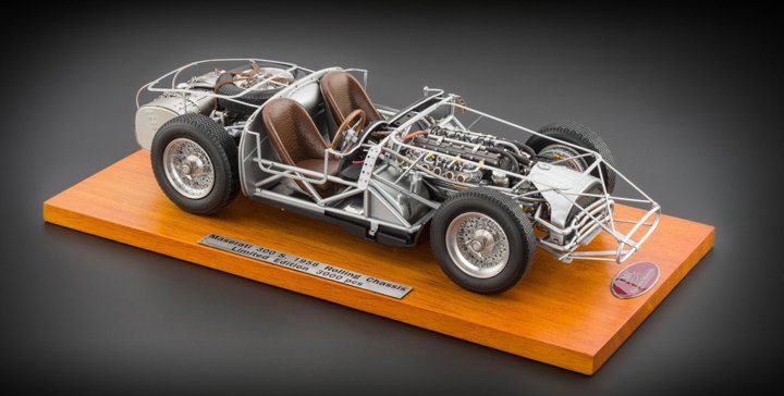 【国内在庫品】CMC 1/18 マセラティ 300S 1956 ローリング シャーシ Maserati 300S Rolling Chassis M109