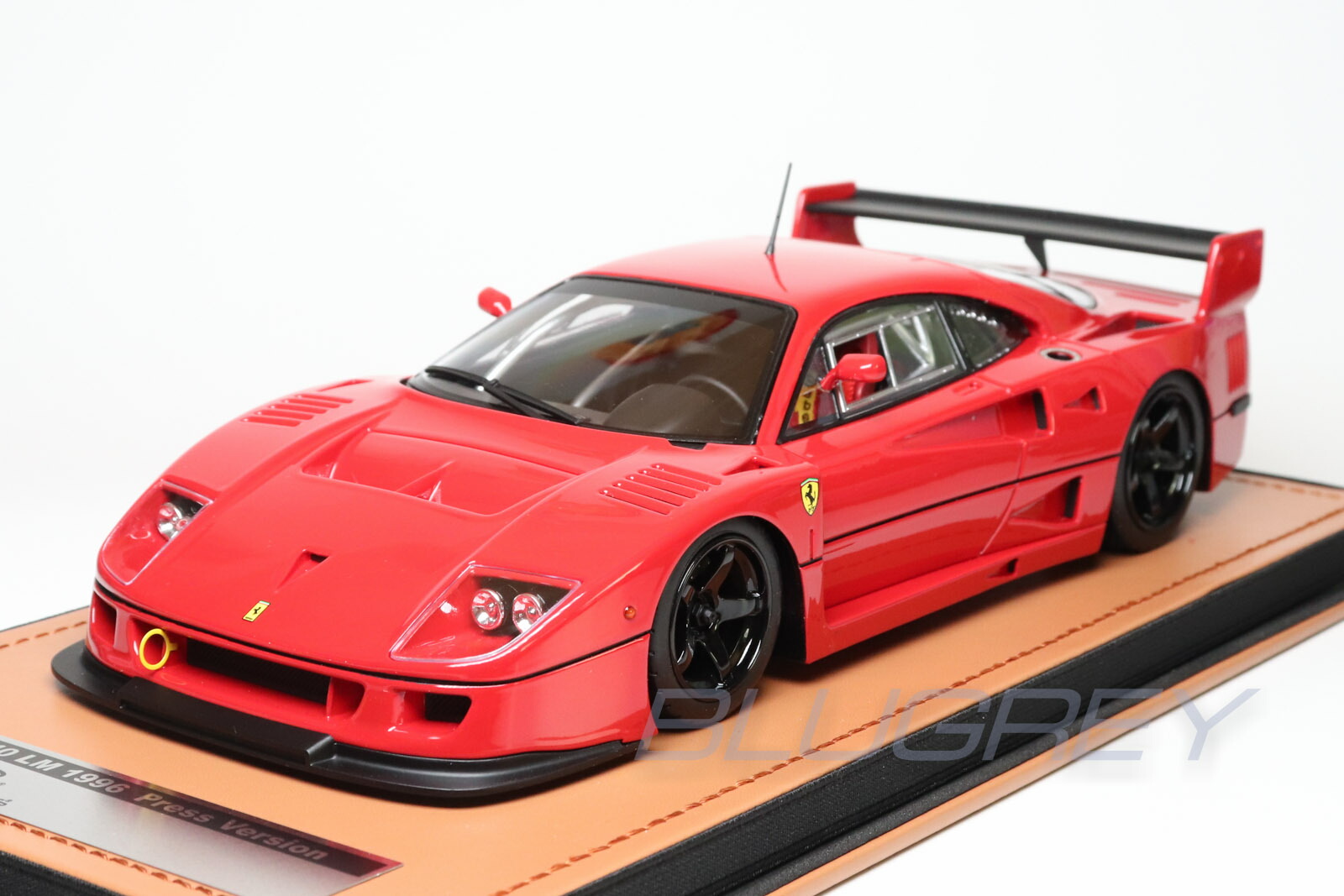 1/18 フェラーリFF カスタム Amazon.co.jp: MATTEL 1/18 フェラーリ FF シルバー 完成品