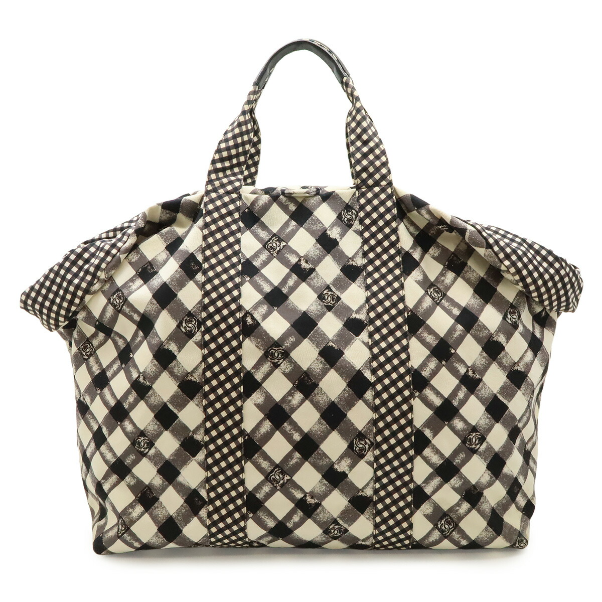 CHANEL シャネル ココマーク ギンガムチェック トートバッグ ビッグトート キャンバス ブラック 黒 ホワイト 白 2011年 クルーズコレクション 【中古】|Blumin 店