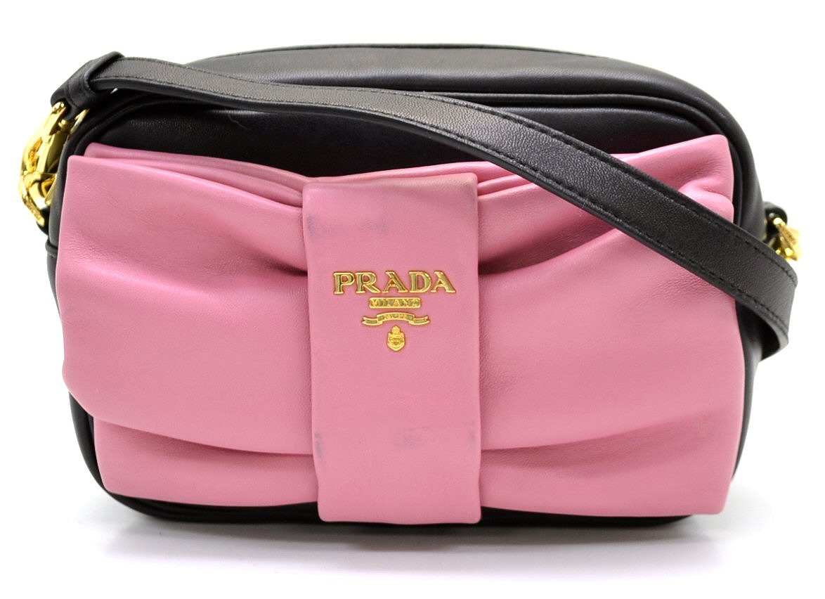 楽天市場 バッグ Prada プラダ ショルダーバッグ ショルダーポーチ ポシェット 斜め掛け リボン ナッパレザー レザー ピンク 黒 ブラック Bp0166 中古 K Blumin 楽天市場店