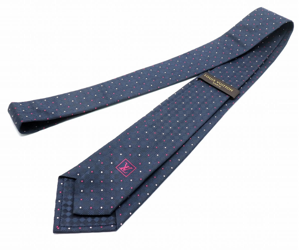 楽天市場 Louis Vuitton ルイ ヴィトン ネクタイ シルク100 ドット柄 水玉 ロゴ ネイビー 紺 ピンク クリーニング済み 中古 K Blumin 楽天市場店