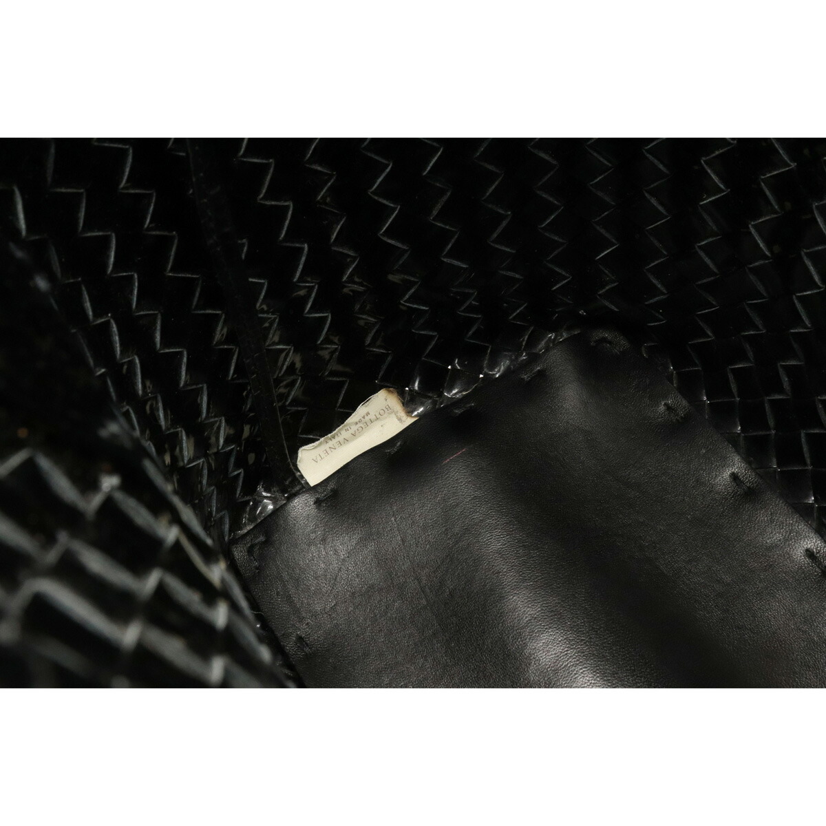 【バッグ】BOTTEGAVENETAボッテガヴェネタイントレチャートカバPMトートバッグハンドバッグエナメルブラック黒ポーチ付限定500個141498【中古】