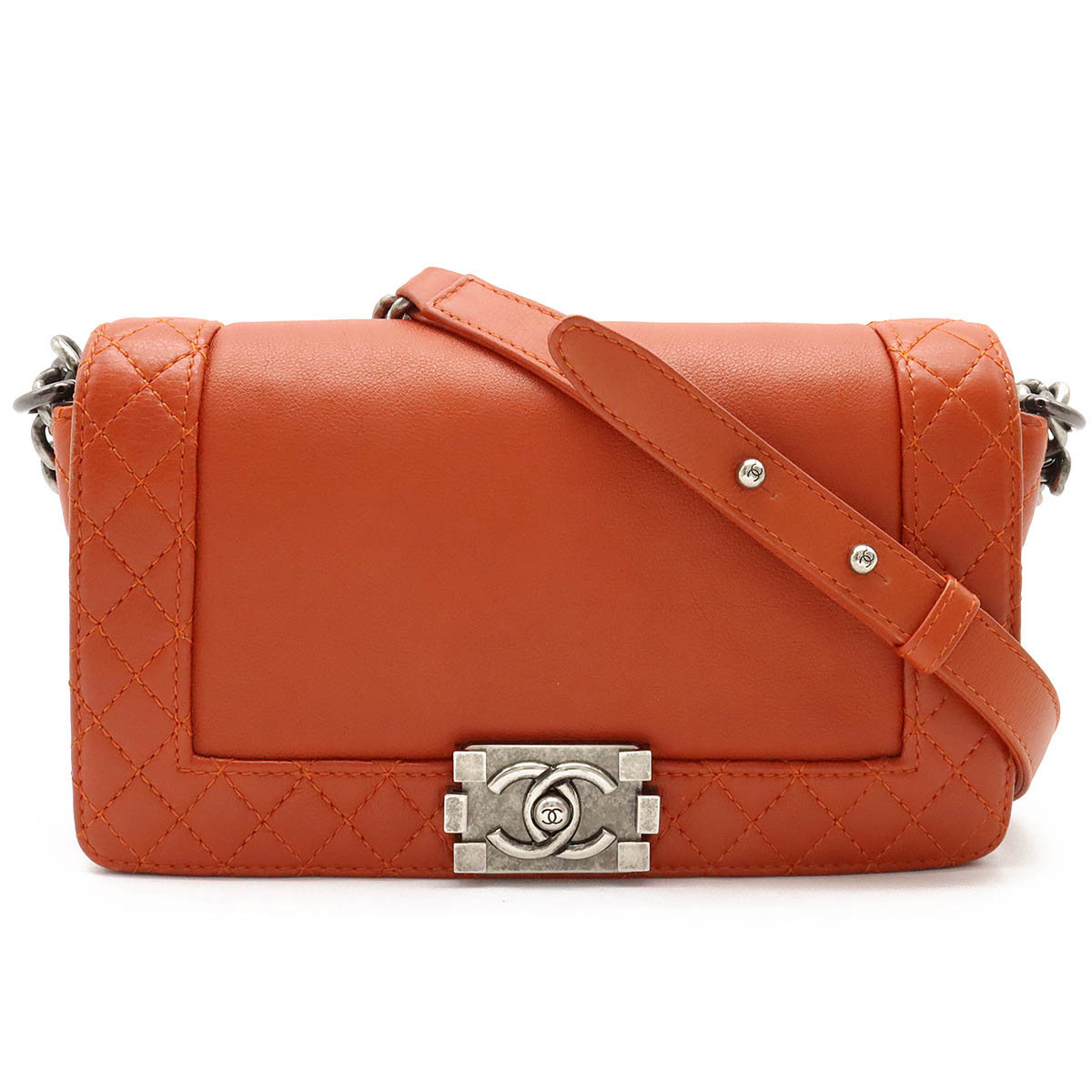 シャネル レザー ボーイ シャネル ショルダーバッグ A67948 楽天市場】CHANEL シャネル ボーイシャネル ココマーク