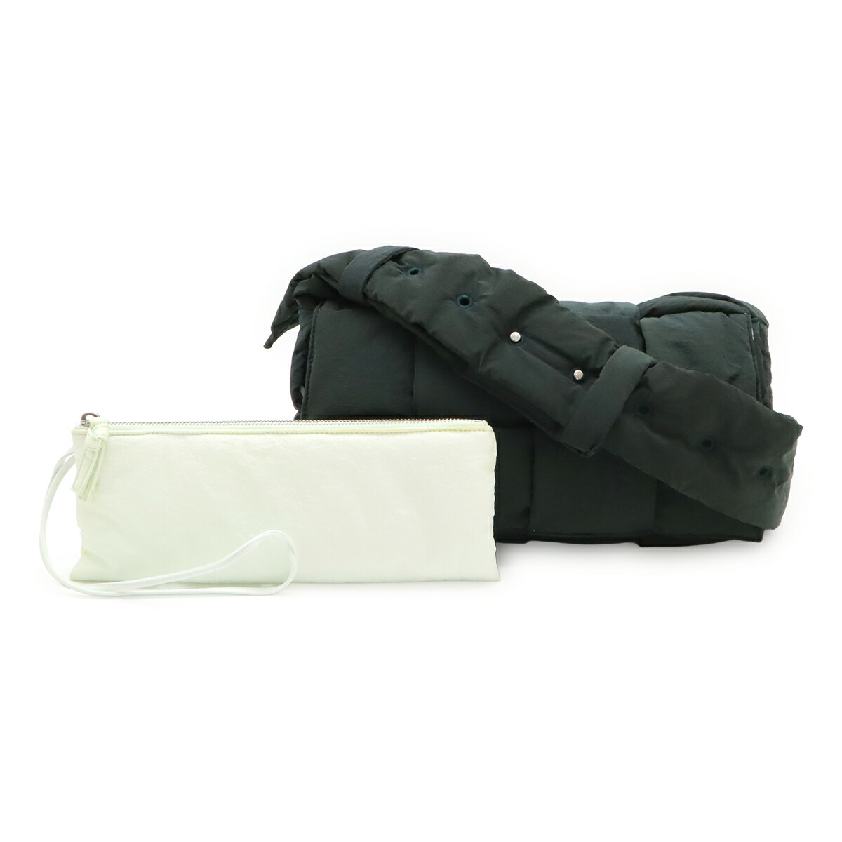 BOTTEGA VENETA ボッテガ ヴェネタ マキシ イントレチャート パデッドテック テープ ショルダーバッグ ナイロン うす暗い薄墨色系 白いこと 白 【中古】