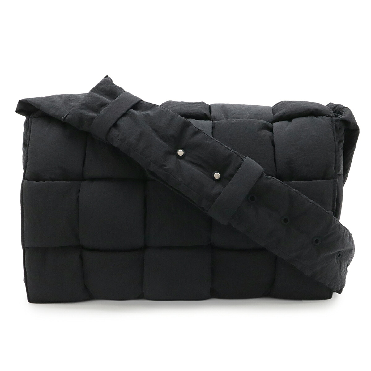 BOTTEGA VENETA ボッテガ ヴェネタ マキシ イントレチャート パデッドテック テープ ショルダーバッグ ナイロン 黒いこと 黒 690133 【中古】