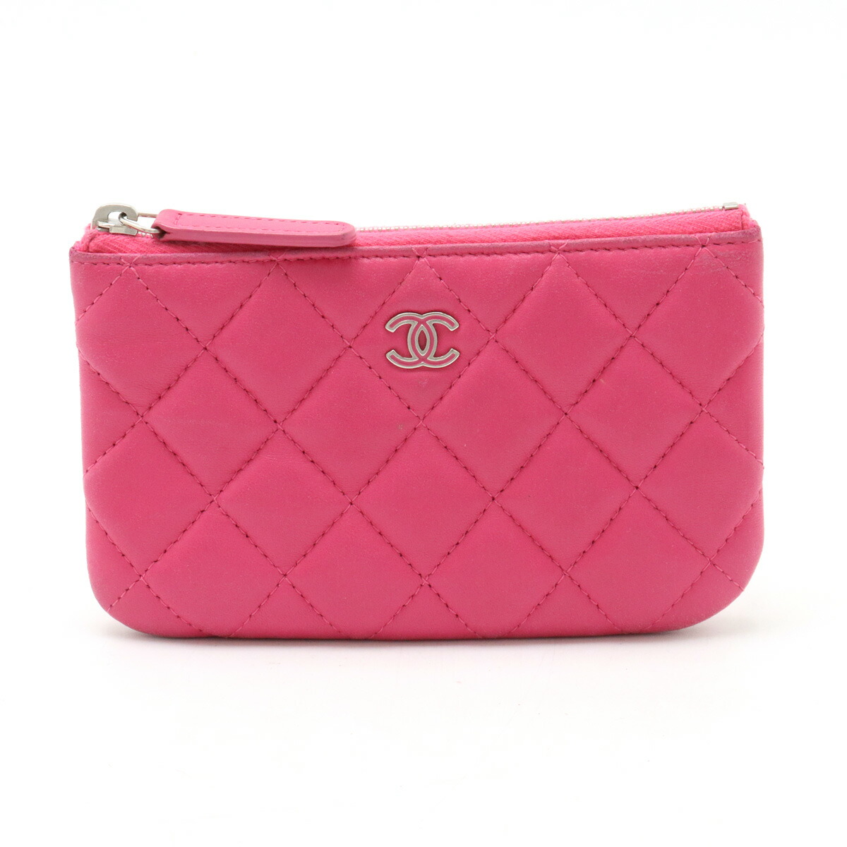 色鮮やか◎小物ケースに♪【CHANEL】クラシック ミニポーチ 新作CHANEL☆入手困難クラシックミニポーチ 直営ラッピング