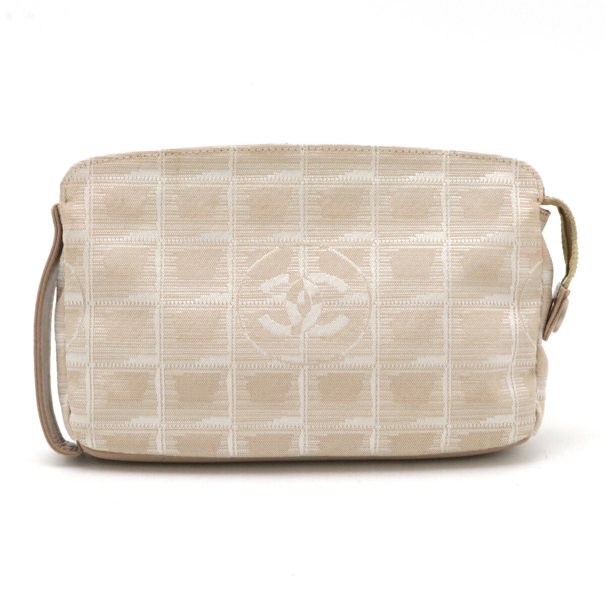 CHANEL シャネル　ニュートラベル　ポーチ シャネル ニュートラベル ポーチ ブラック A17682 ナイロン