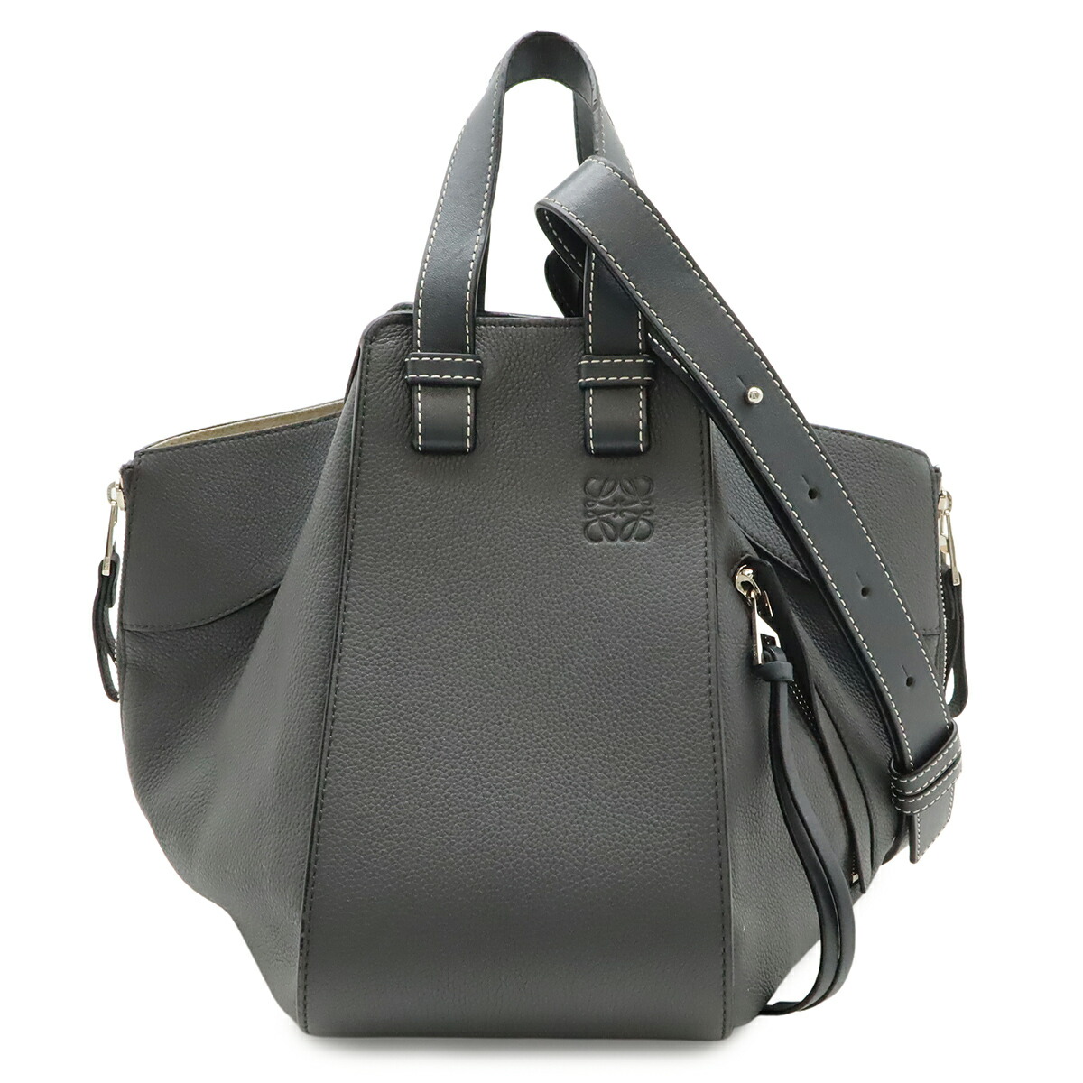 LOEWE ロエベ ハンモック御徒面子 スモール ドローストリングバッグ ハンドバック ショルダーバッグ なめし革 黒いこと 黒 しろがね色金具 387.30.S35 【中古】