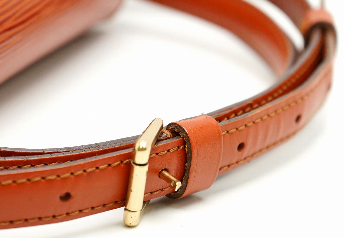 【バッグ】LOUISVUITTONルイヴィトンエピミニサンクルーショルダーバッグショルダーポシェット斜め掛けレザーケニアブラウンブラウンM52213【】【k】