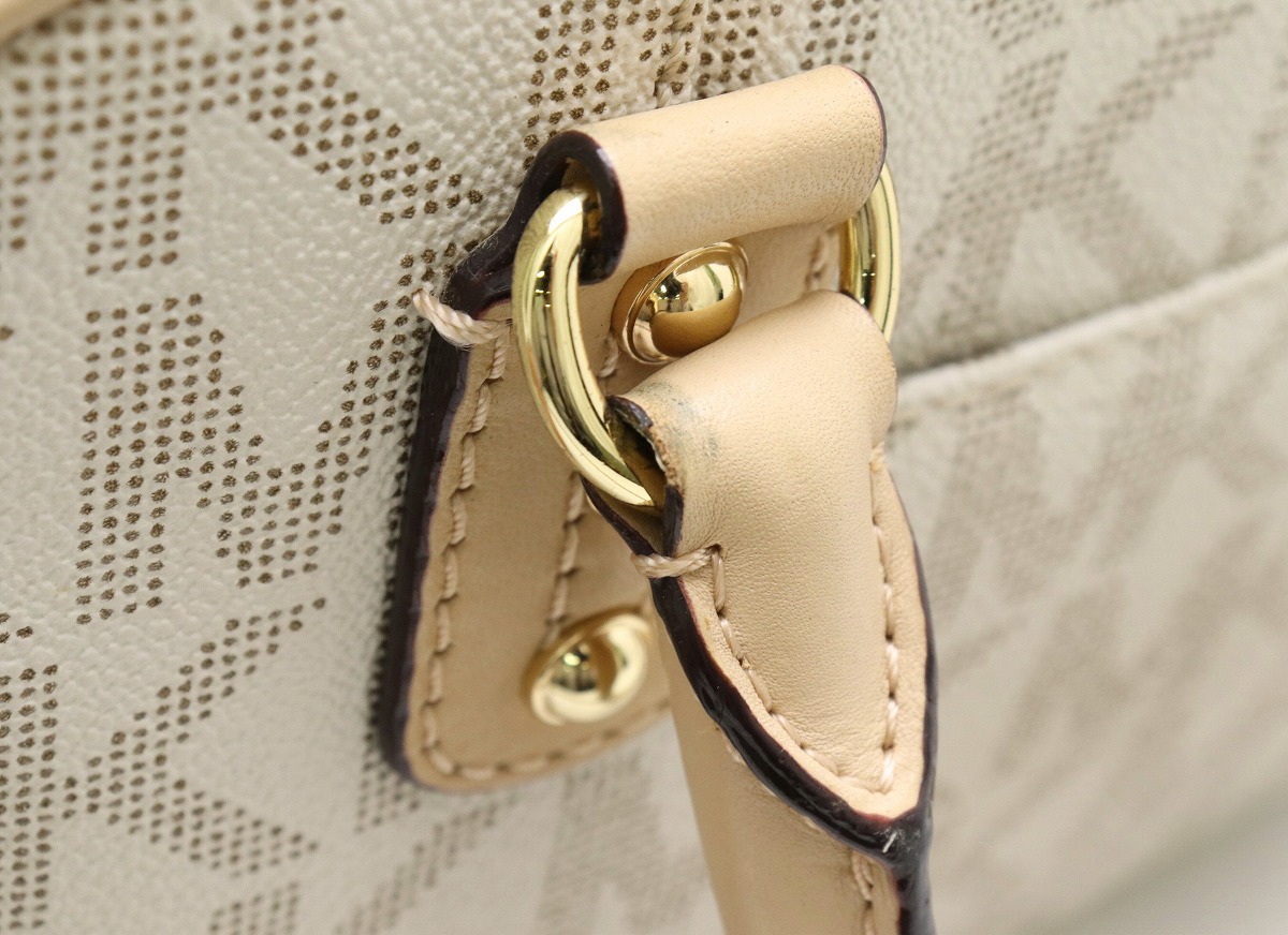 バッグ 森田 Michael Kors マイケル オメガ コース マイケルコース ハンドバッグ シャネル ミニバッグ 2way ショルダーバッグ 斜め掛け Pvc レザー バニラ 白 ベージュ 中古 S ブルーミン 森田質店レディース ブランド バッグ ショルダー バッグ 森田 Michael Kors マイケル オメガ コース マイケルコース ハンドバッグ シャネル ミニバッグ 2way ショルダーバッグ 斜め掛け Pvc レザー バニラ 白 ベージュ 中古 S ブルーミン 森田質店レディース ブランド バッグ ショルダー