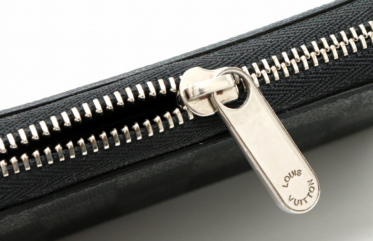 Louis Vuitton Damier Azur Canvas Pochette Cles Key and Change Holder -  Yoogi's Closet