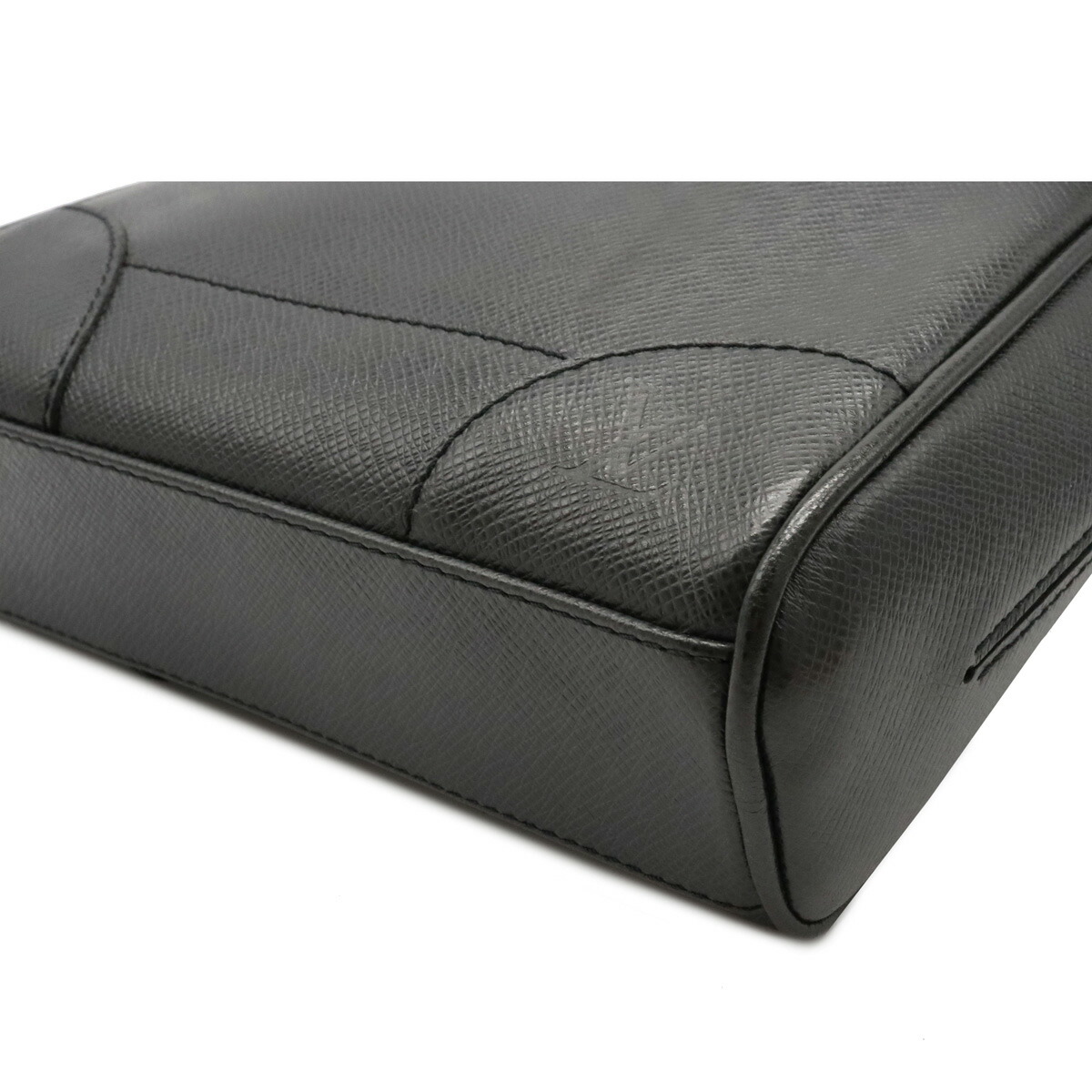 【バッグ】LOUISVUITTONルイヴィトンタイガルカショルダーバッグ斜め掛けレザーアルドワーズ黒ブラックM31192【中古】