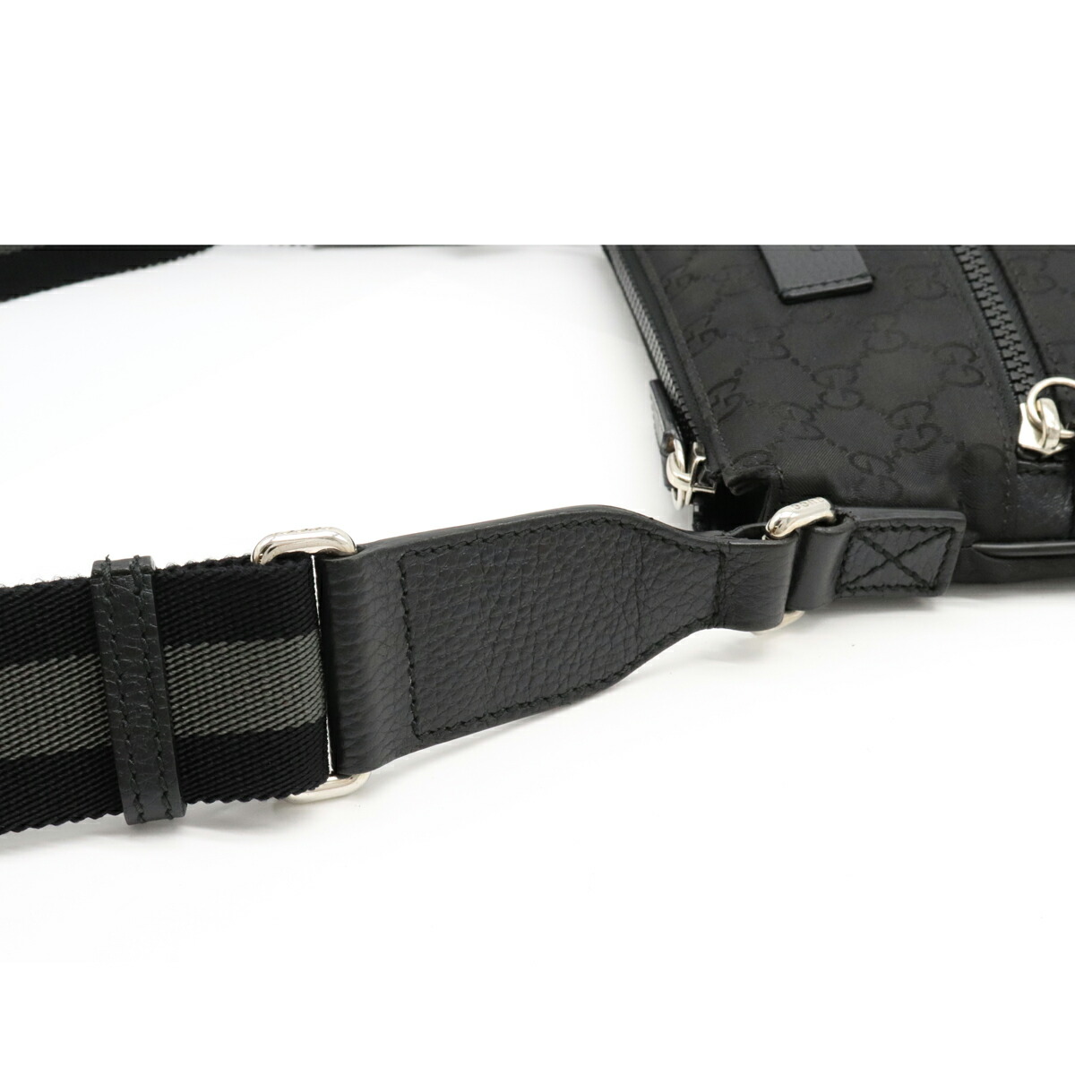 【バッグ】GUCCIグッチGGナイロンショルダーバッグ斜め掛けポシェットマチなしレザー黒ブラックグレーアウトレット品449183【中古】