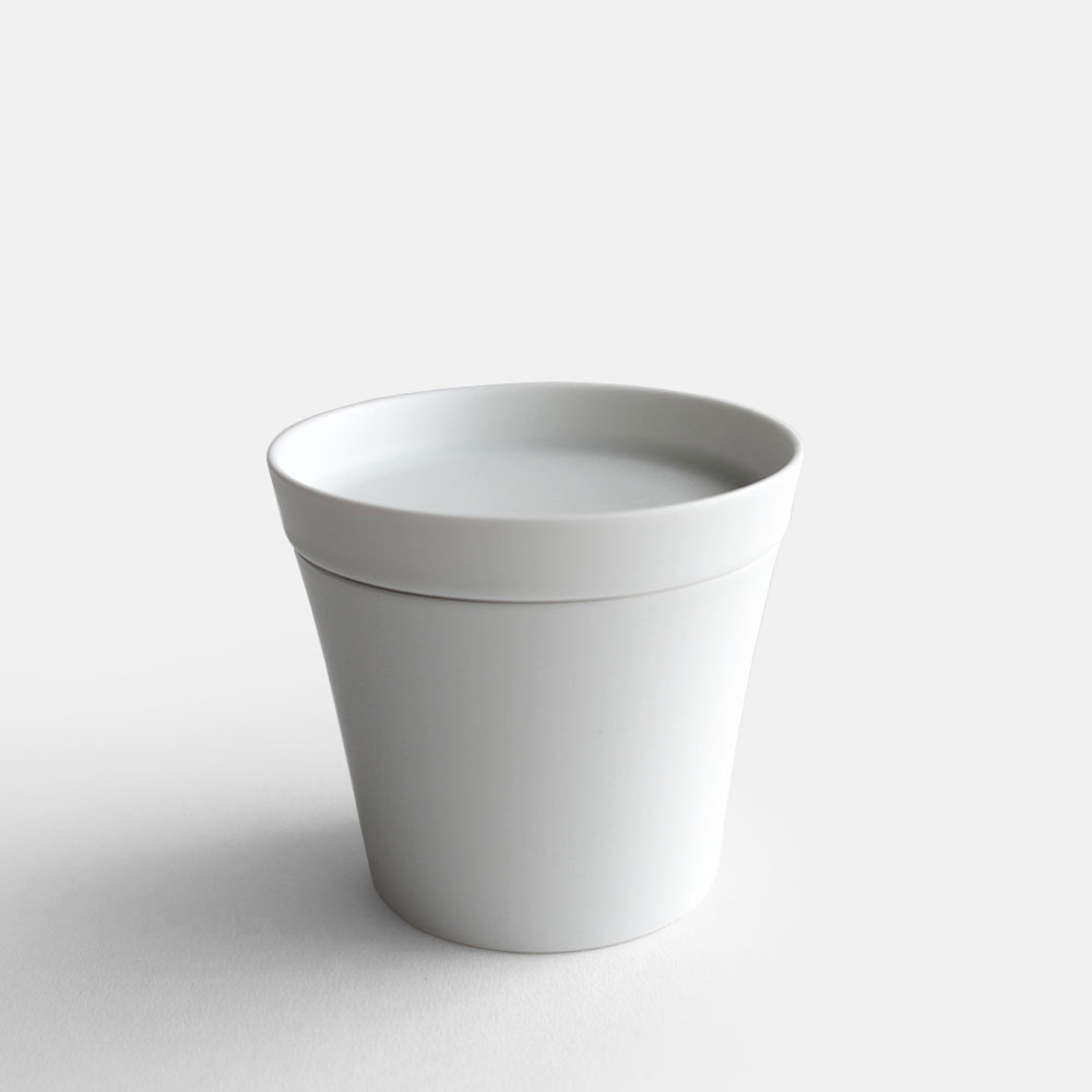 2016/ / IR/004 Tea Cup M (White Matt)【arita/ニーゼロイチロク/紅茶優勝杯/有田焼/インゲヤードローマン/Ingegerd Raman/香蘭社】[118543