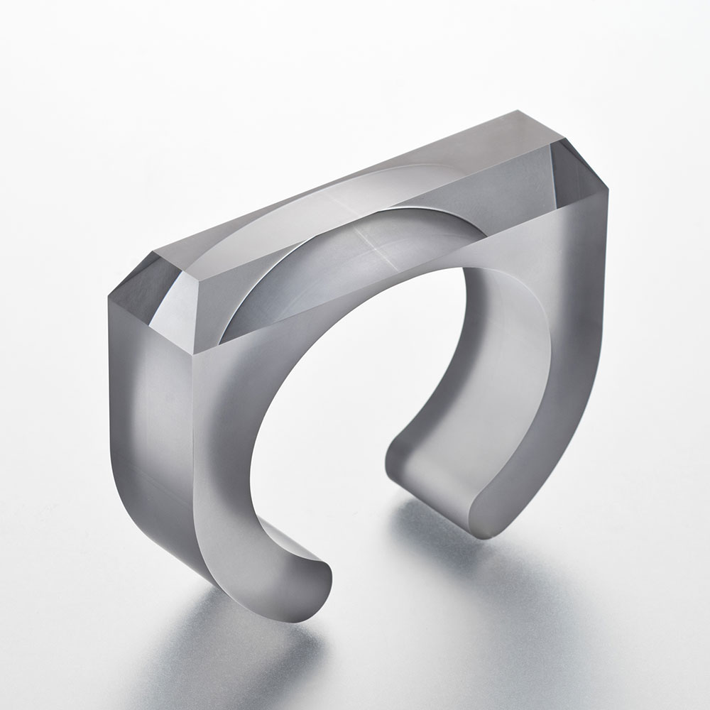 NUEN / SURFACE BANGLE(BLACK)【ヌエン/サーフェスバングル/黒いこと/アクリル繊維/リストバンド/付属品】[114806
