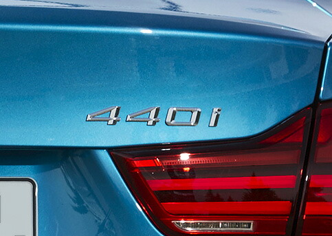 BMW 純正 F32 440i リア エンブレム