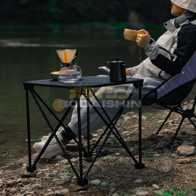 キャンプ 折り畳みテーブル ロールテーブル 携帯型 ピクニック バーベキュー アウトドア BBQ 登山 キャンプ