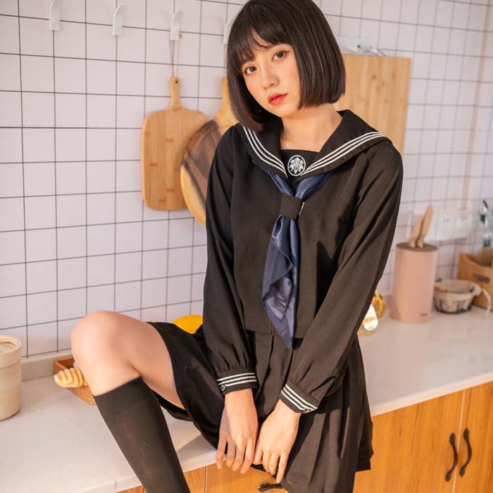 楽天市場 店内ポイント2倍 ハロウィン コスプレ 制服 セーラー服 衣装 双葉学院セーラー服 コスチューム一式 セーラー服 制服 レディース 制服 ディズニー セーラー Jk 女子高生 清楚 スカート セット コスチューム 一式 あす楽 ハロウィンコスプレ ボディーライン