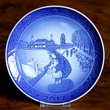ロイヤルコペンハーゲン[Royal Copenhagen] イヤープレート 2017年（平成２９年）「WALK AT THE LAKES」 #rchyp2017｜ボンドストリート