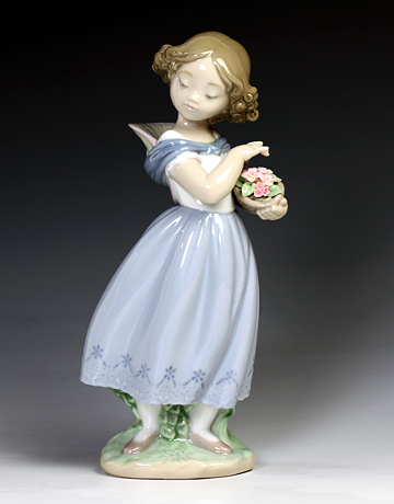 限定10％OFF 値下げリヤドロリトルローズ少女 8042 LLADRO LITTLE ROSE