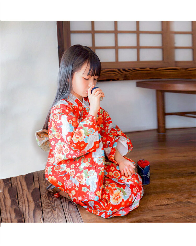 浴衣 子供浴衣 ガールズ 花柄 ゆかた 単品 可愛い浴衣 作り帯 蝶結び 女の子 浴衣 簡単着付け ドレス キッズ 花火大会 夏祭り ハロウィン 夏ファッション ダンス発表会 着物 夏服 和装 カジュアル 記念撮影 90 100 110 120 130 140 150 160