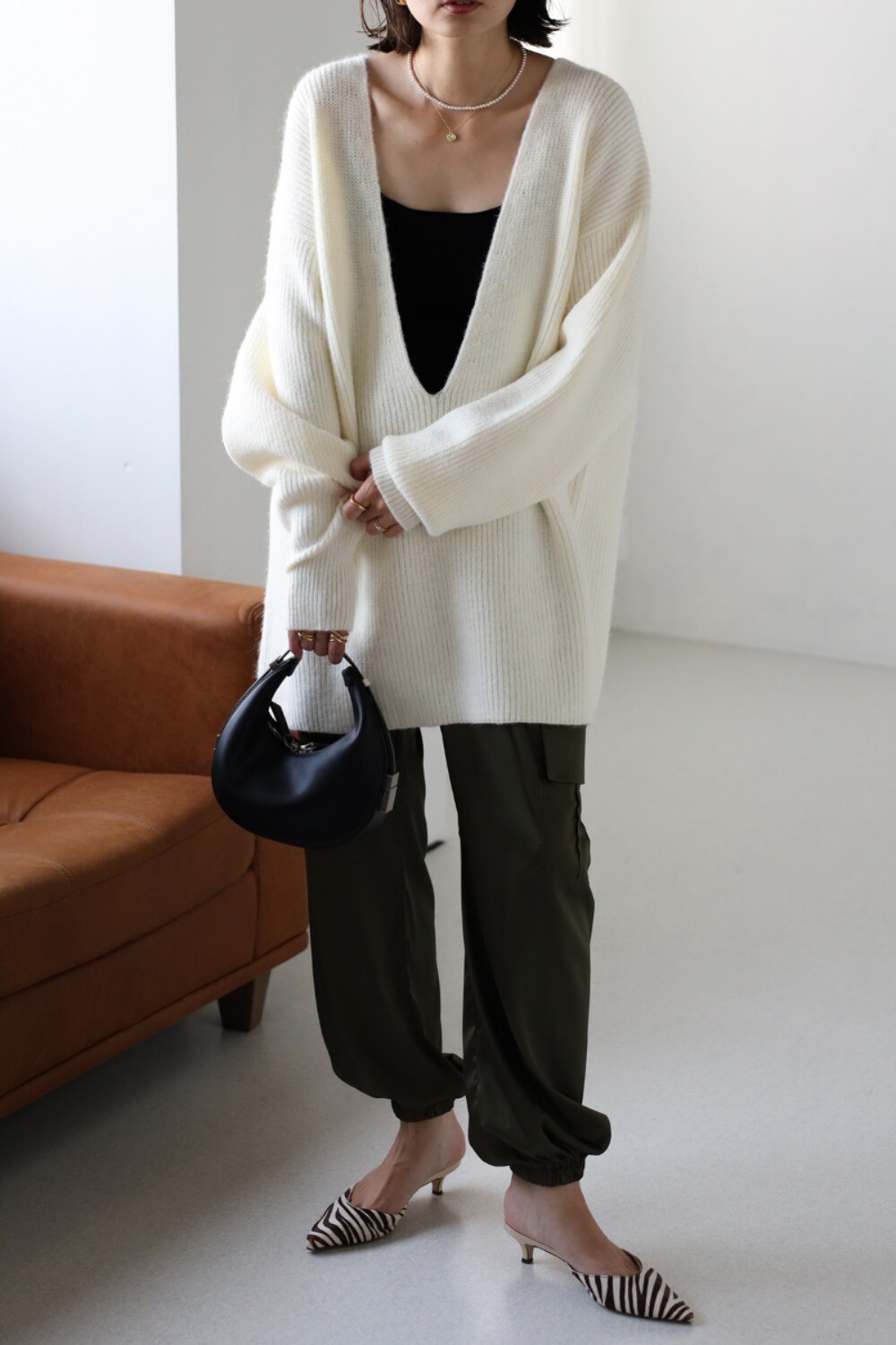 ディープVネックルーズニット 88-003282/88-003184/88-002808 【予約