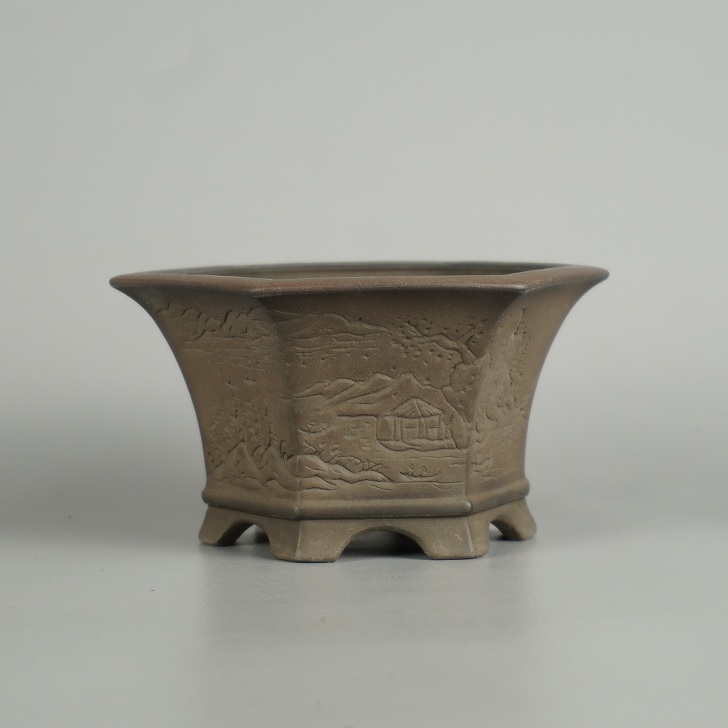 【中古】盆栽鉢 常滑 美芸造 小型 長辺 約 12cm 六角鉢 彫入 山水図 泥物 和鉢 鑑賞 観賞用 現品 中古鉢