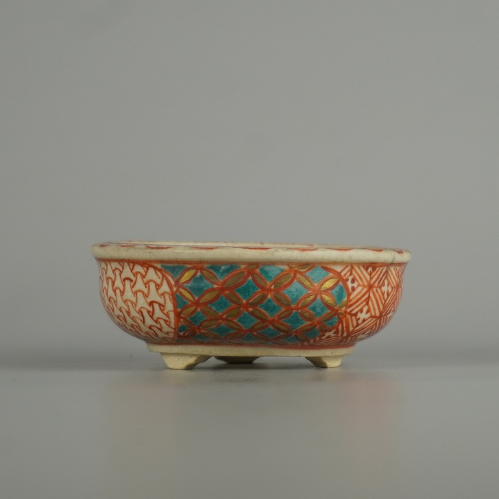 【中古】盆栽鉢 一景 赤ハダ 小鉢 長辺 約 9.4cm 丸鉢 色絵 模様 和鉢 鑑賞 観賞用 現品 中古鉢 送料無料