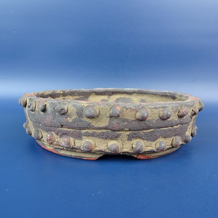 【中古】 盆栽鉢 常滑 秀峰造 小型 長辺 約15.5糎 丸鉢 鋲打 泥物 現品 中古鉢 貨物輸送無料