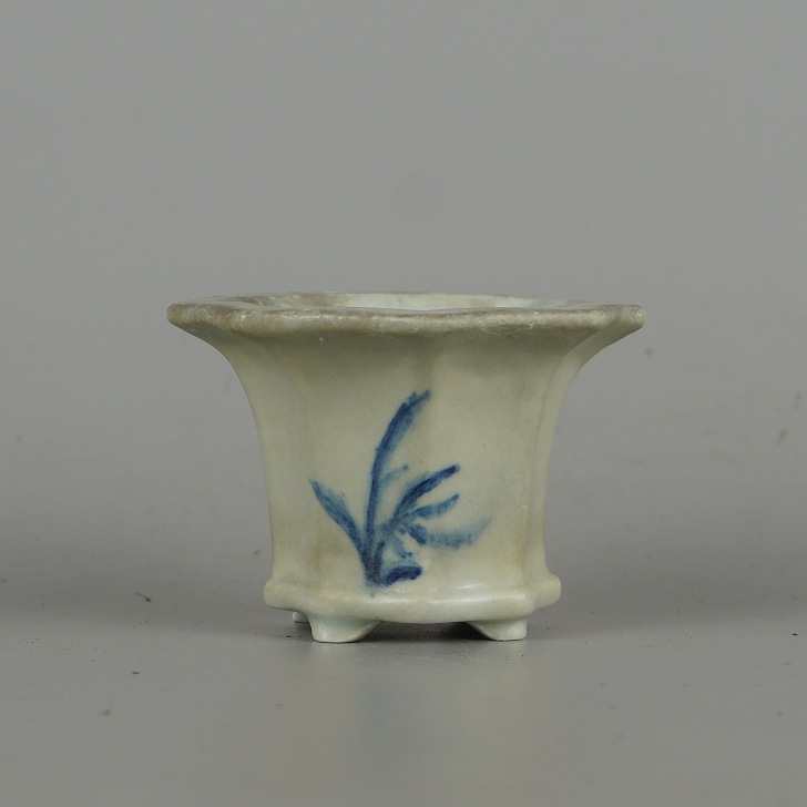 【中古】 盆栽鉢 落款あり 小鉢 長辺 約 6.5cm 八角鉢 外縁 下帯 植物画 観賞用 現品 中古鉢 16,060円