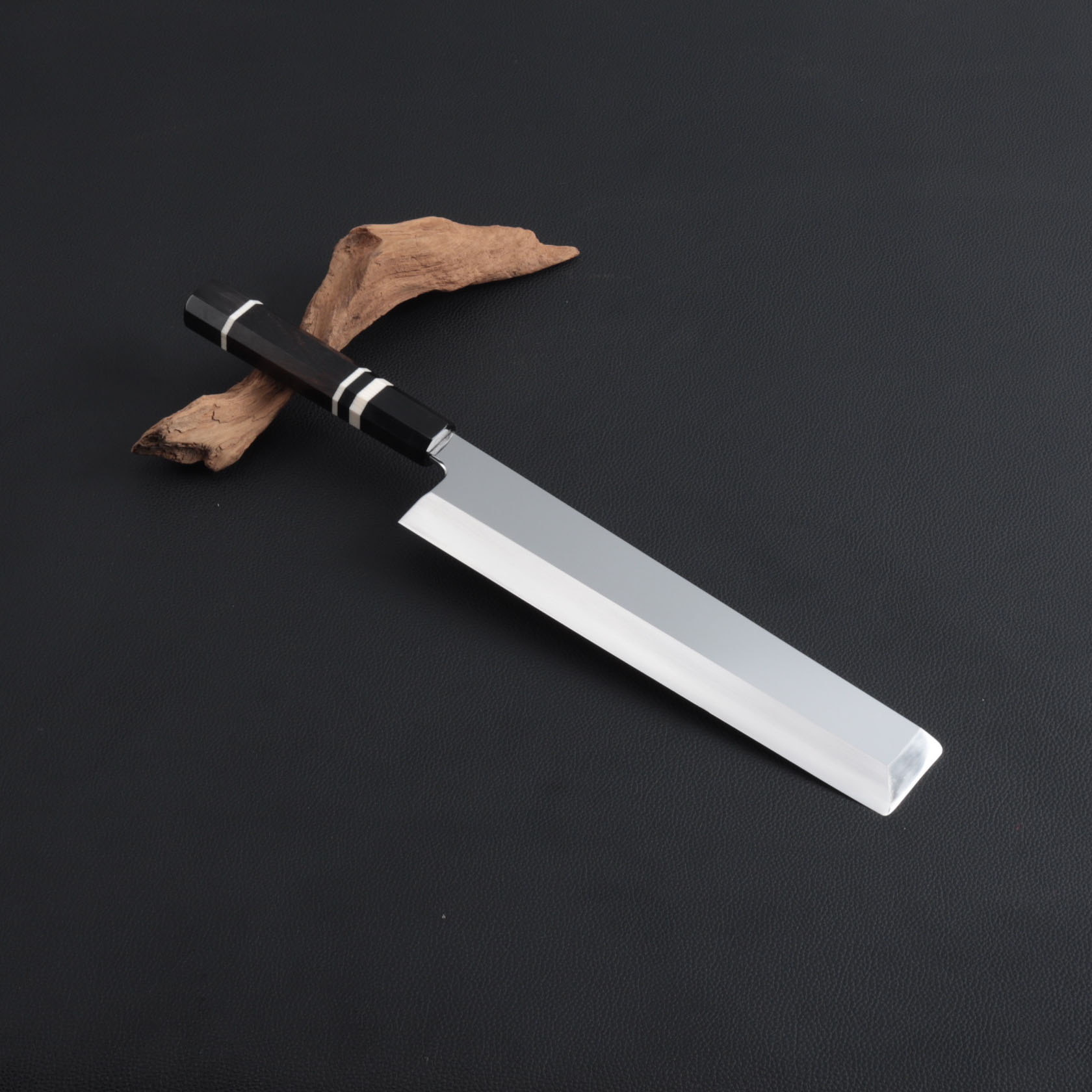 世界一薄い柳刃包丁 尺（刃渡り300mm） 鏡面仕上げ 八角柄 楽天市場】世界一薄い柳刃包丁 尺（刃渡り300mm）通常鏡面仕上げ