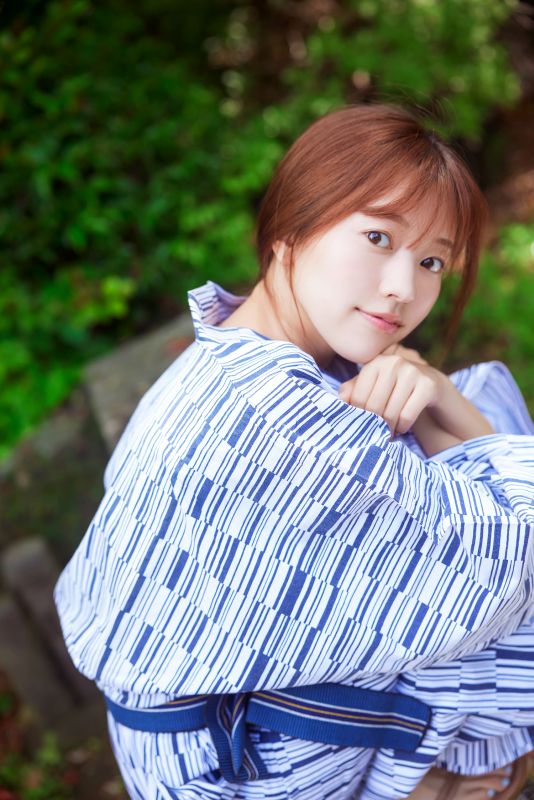 【楽天ブックス限定特典】高木悠未1st写真集タカラモノ(生写真)[高木悠未]