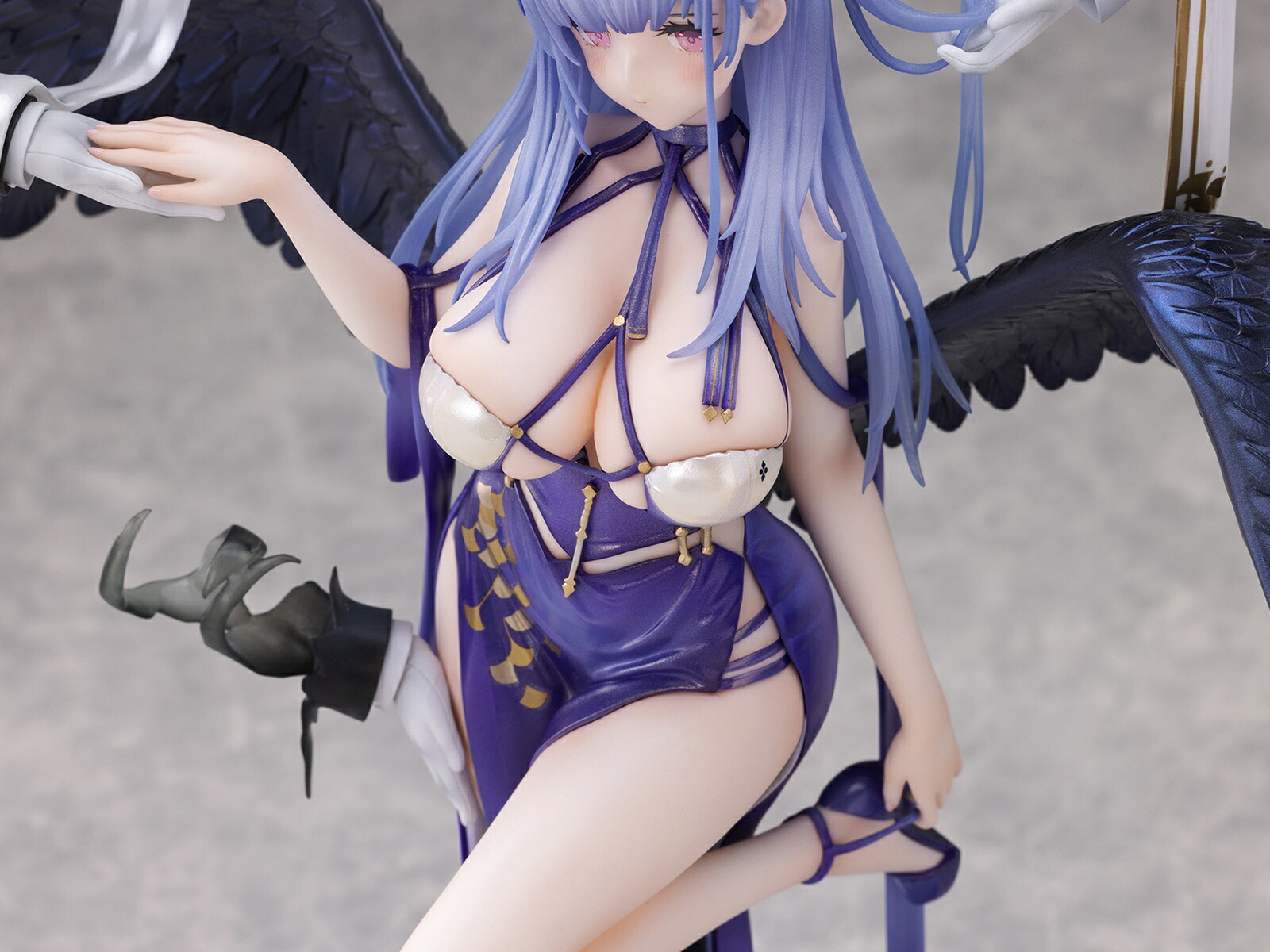 ブックス: 『アズールレーン』 ダイドー 多感なるBisqueDoll Ver. 1/7スケール (塗装済み完成品フィギュア) - 玩具 - 4595122080086 : ゲーム